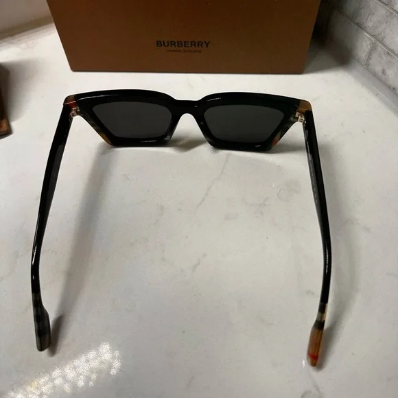 Burberry Tortoise Shell Sunglasses - Picture 3 of 12